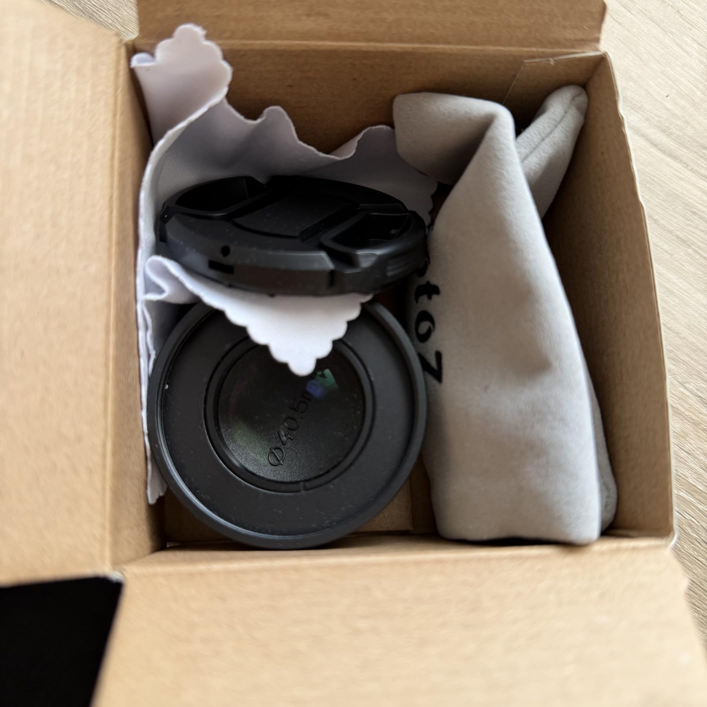 FotoZ 40.5mm 0.75x Wide Angle Lens for Sony ZV-1F, ZV-E10 II, ZV-E10 | Compatible with Sony ZV-E10 II, ZV-E10 & A6400 using Sony E PZ 16-50mm Kit Lens. Ideal for Travel & Vlogging customer photo 1