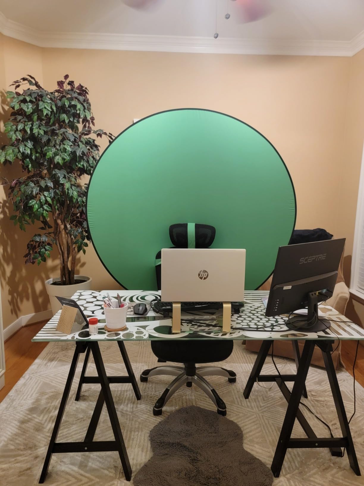 Portable Green Screen Chair, 57 in Greenscreen Backdrop with Stand Double Sided Foldable Green Background, Chroma Key, for Photography Streaming Gaming Photo Zoom Video Chats and Meeting customer photo 2