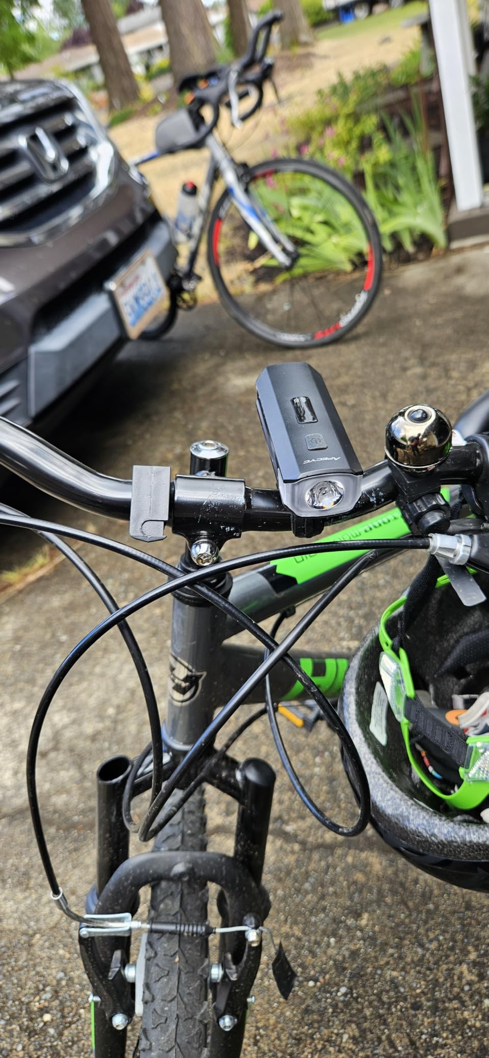APECYC Bike Lights, Rechargeable Bicycle Light for Night Riding, Bike Front Headlight and Back Taillight with 4+5 Light Modes, Waterproof Bike Light Set for Mountain Road & Commuter Cycling customer photo 1