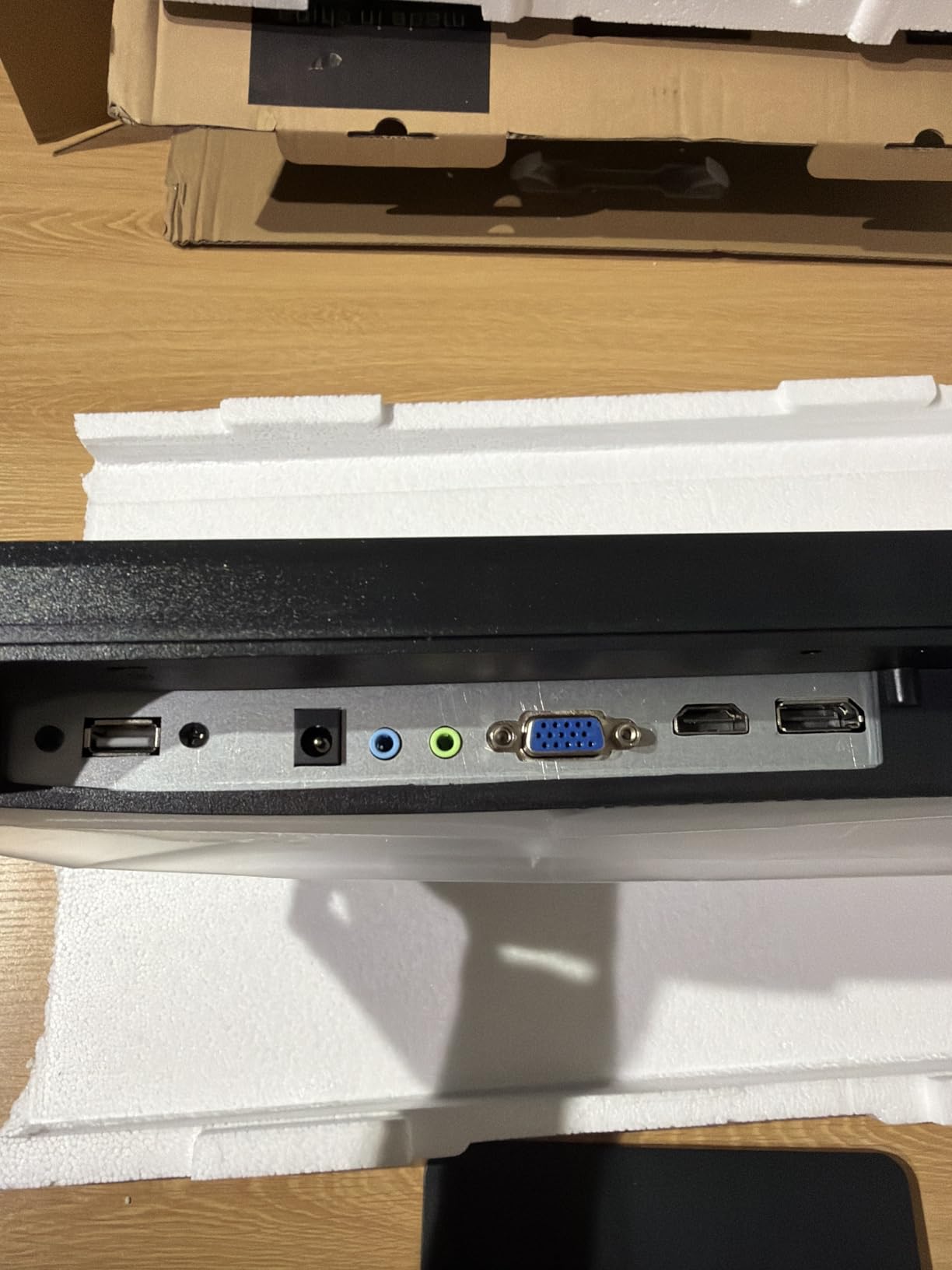 SKitphrati 27 Inch Business Webcam Monitor, 1080P IPS 120HZ, Video Conference Monitor - Built-in Adjustable 3MP Webcam, Mic Array, Speakers, Eye Care, Frameless, HDMI, DisplayPort, VGA, USB 2.0 customer photo 2