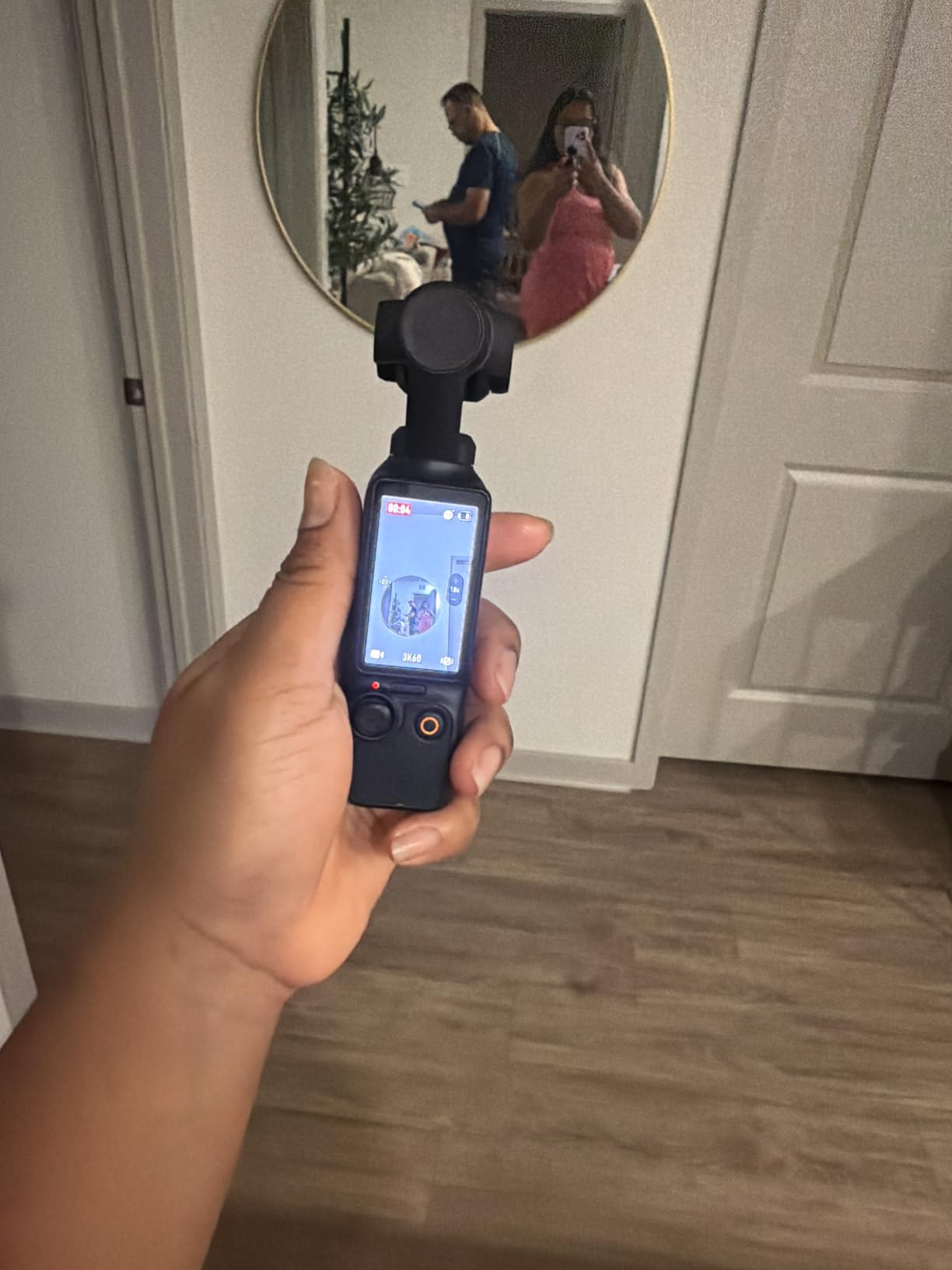 DJI Osmo Pocket 3 Capture More Combo, 1 CMOS 4K and 120fps Gimbal customer photo 2