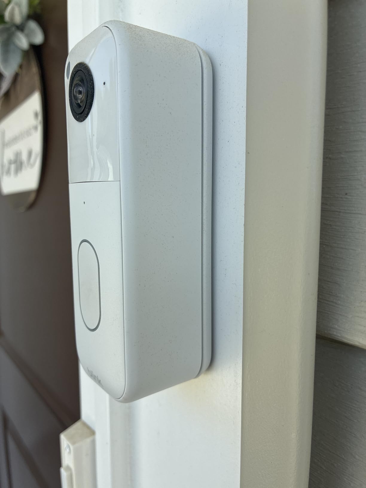 Blink Video Doorbell + Outdoor 4 - Wireless smart security cameras, head-to-toe HD view, two-year battery life. Sync Module Core included - 1 camera system + Video Doorbell customer photo 1