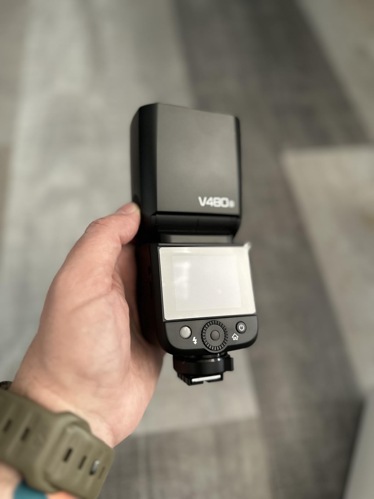 Godox V480-S TTL Camera Flash for Sony | Touchscreen, HSS 1/8000s, GN50, Electronic Shutter Sync, 2.4G Wireless, USB-C Rechargeable, 650 Full-Power Flashes customer photo 2