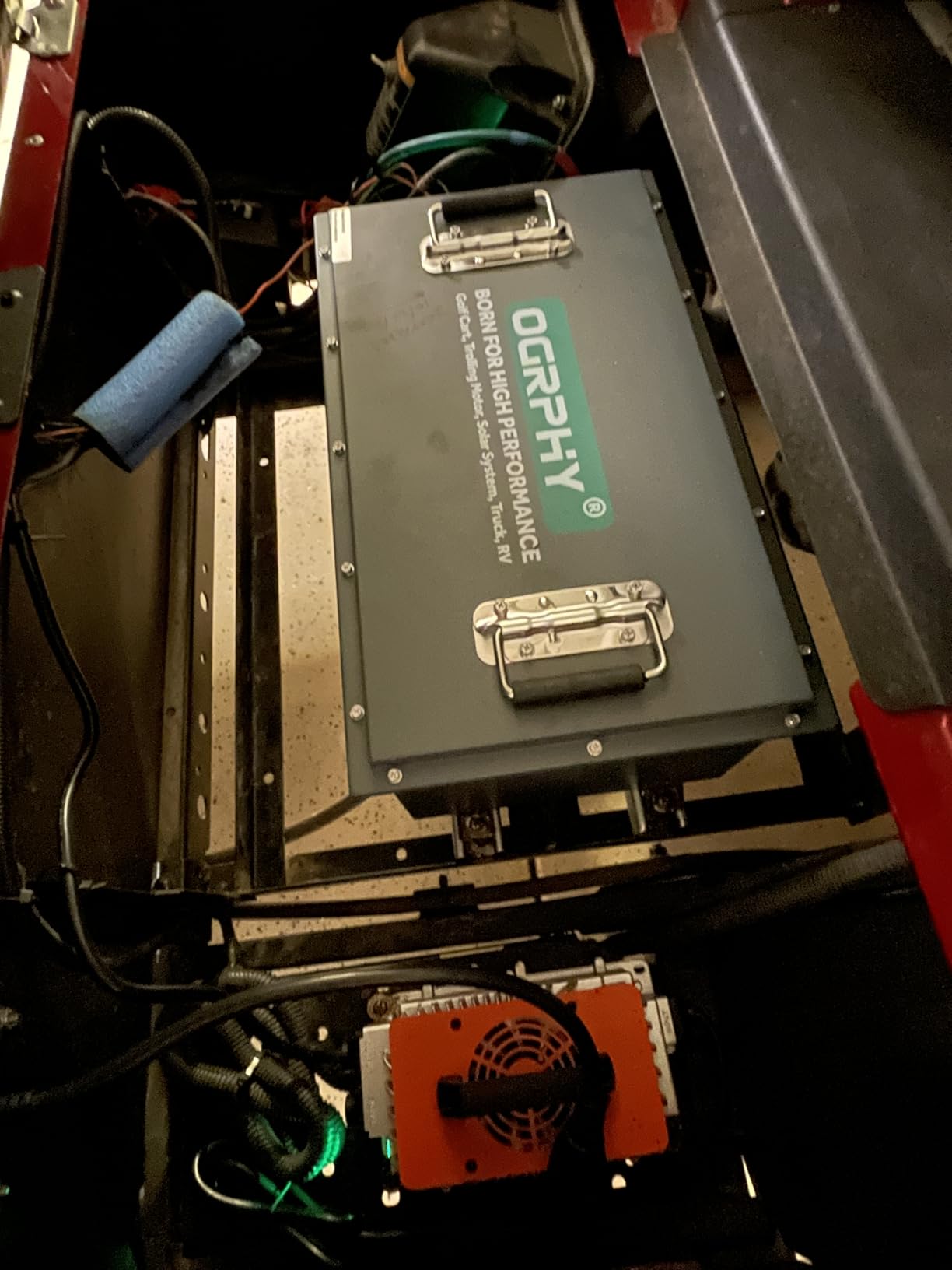 OGRPHY 48V Lithium Golf Cart Battery, 200A BMS(1000A Peak Current), with Touch Monitor & Mobile APP, 4000+ Cycles 48V Lithium Battery with 18A Charger, Perfect for Golf Carts, Solar(105AH) customer photo 1