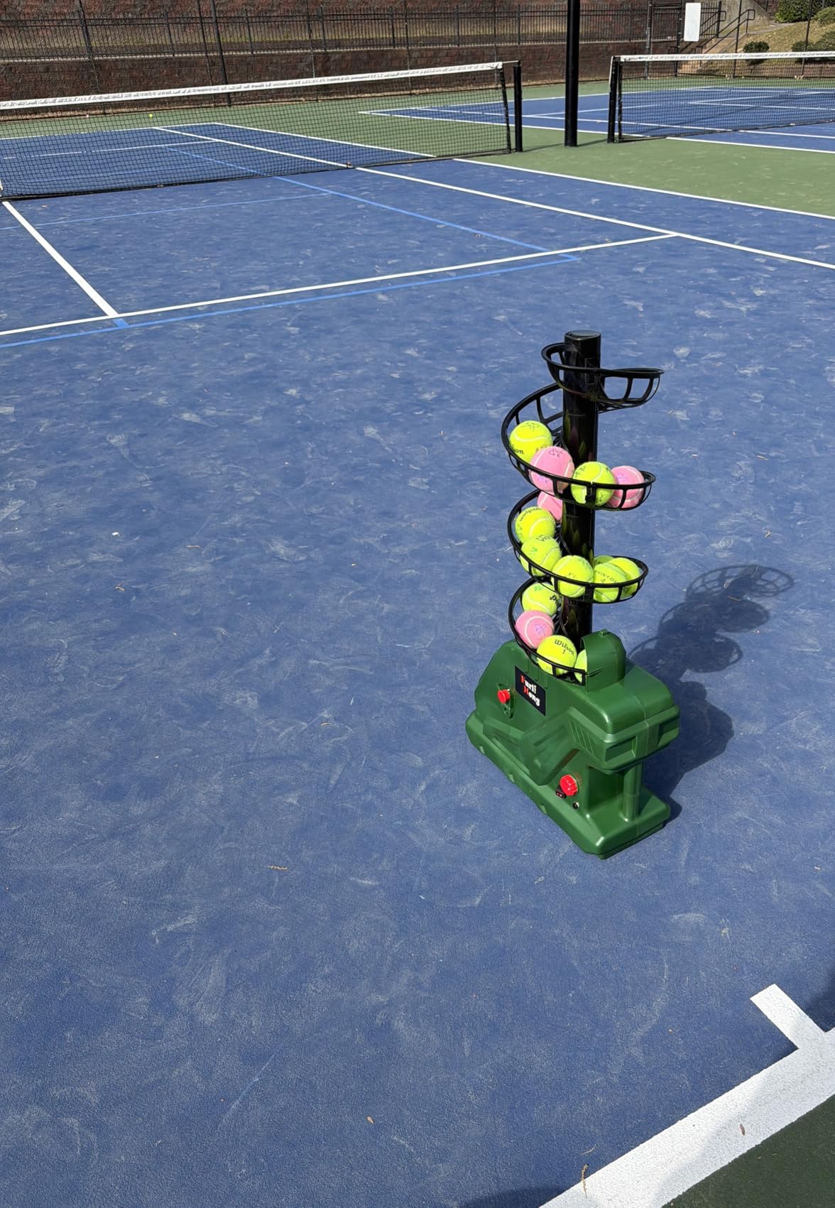 Furlihong 3819BH Portable Tennis Ball Machine customer photo 1