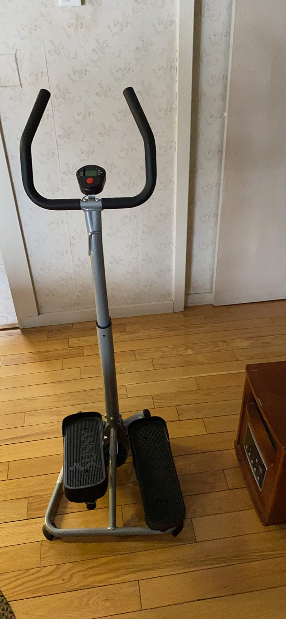 Sunny Health & Fitness Climbing Stair Stepper for Home Gym customer photo 1