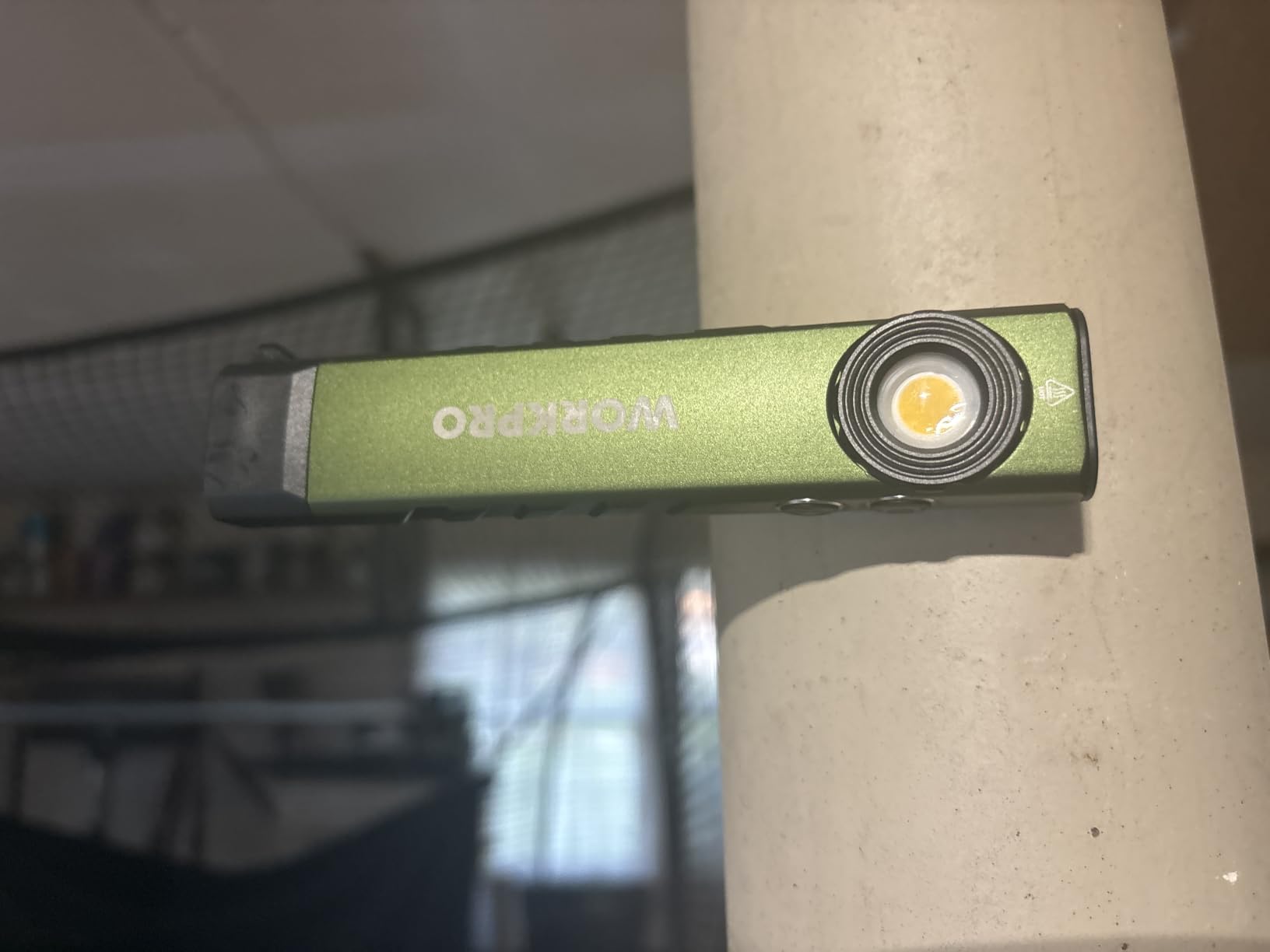 WORKPRO Rechargeable Pocket Flashlight, Magnetic EDC Light with UV, Green | Compact, 600 Lumens LED & UV Light, 2 Magnetic Bases, Pocket Clip, 7 Modes, Camping, Garage, Repair & Emergency Use customer photo 1