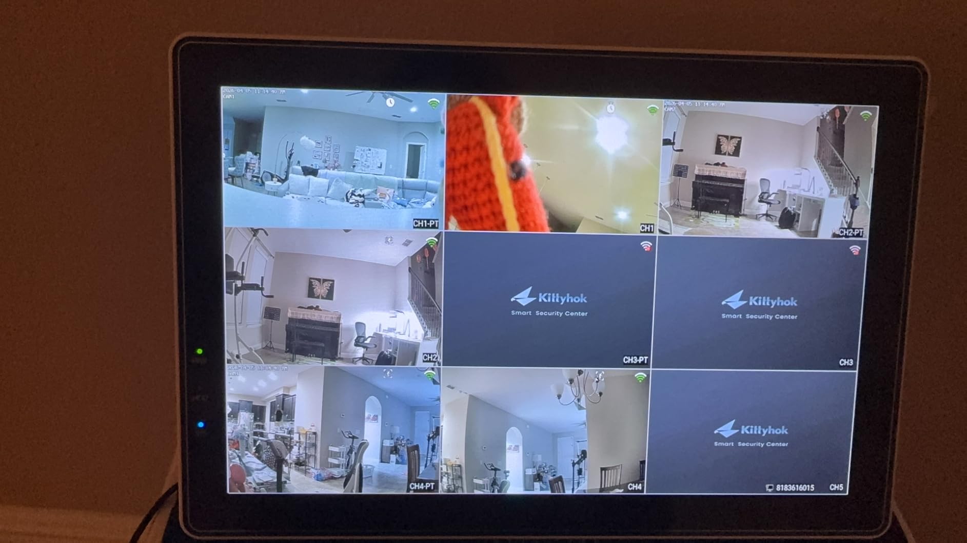 Wireless Security Camera System with 10
