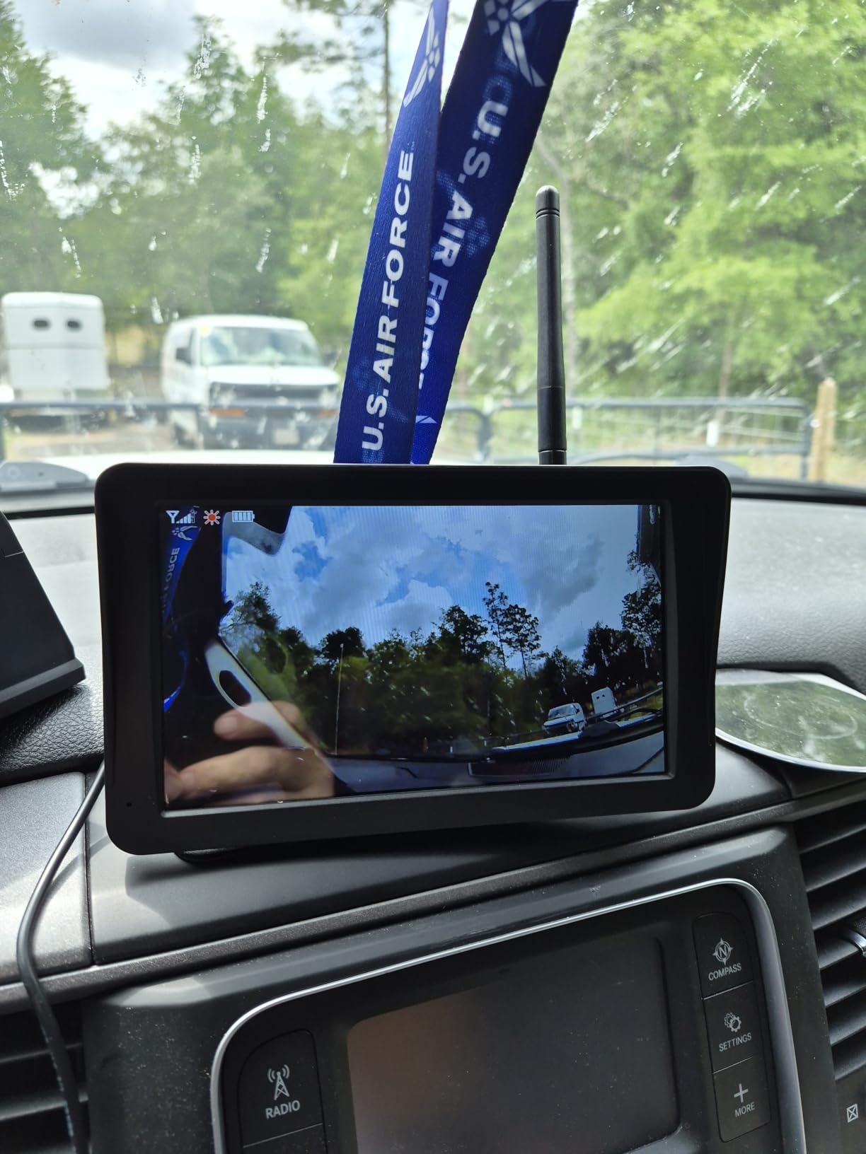 URVOLAX Wireless Backup Camera for Trucks - 7