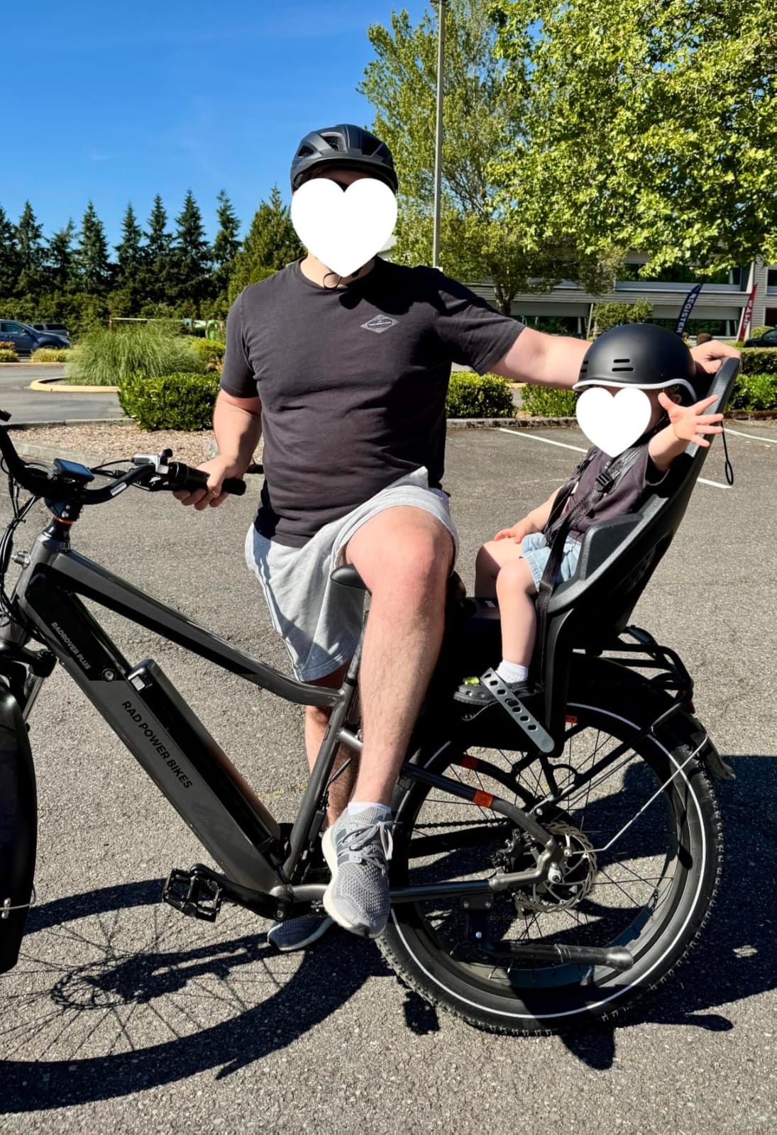 Thule Yepp 2 Mounted Child Bike seat, Adjustable footrests, 5-Point Harness and Easy to Mount Design customer photo 2