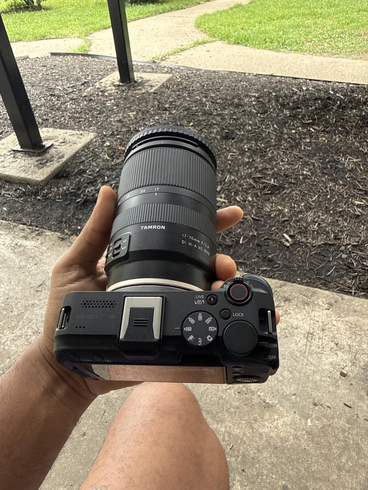 Tamron 17-70mm F/2.8 Di III-A VC RXD Standard Zoom Lens for Canon RF APS-C Mirrorless Cameras customer photo 1