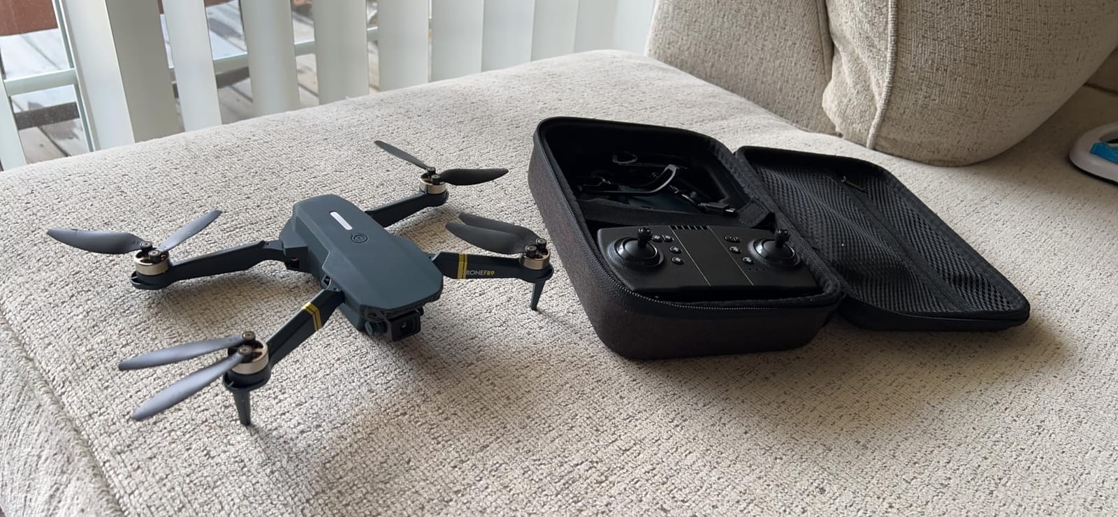 GPS Drone with EIS 4K Camera for Adults, RC Drones with 4.5 inch HD Screen on Controller, Auto Return, 3 Batteries for 90 min Flight Time, 3280 FT Long Control Range Transmission, Circle Fly and Follow Me Mode, Foldable Quadcopter for Beginner, Under 249g customer photo 1