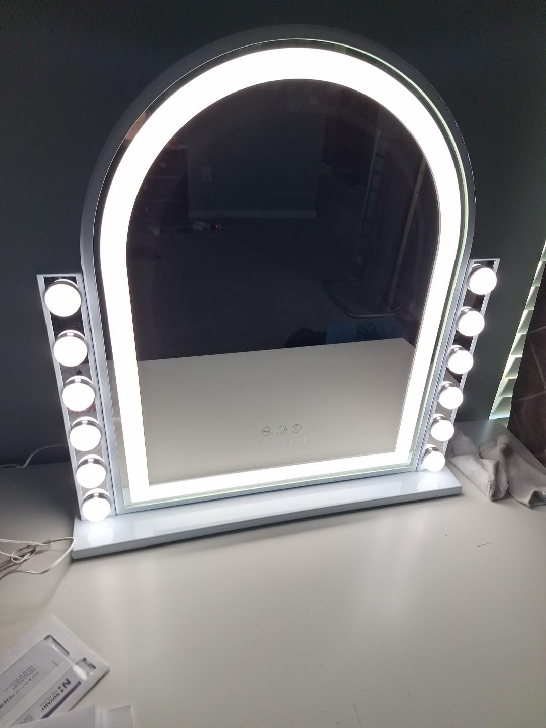 VANITII Vanity Makeup Mirror with Lights 37