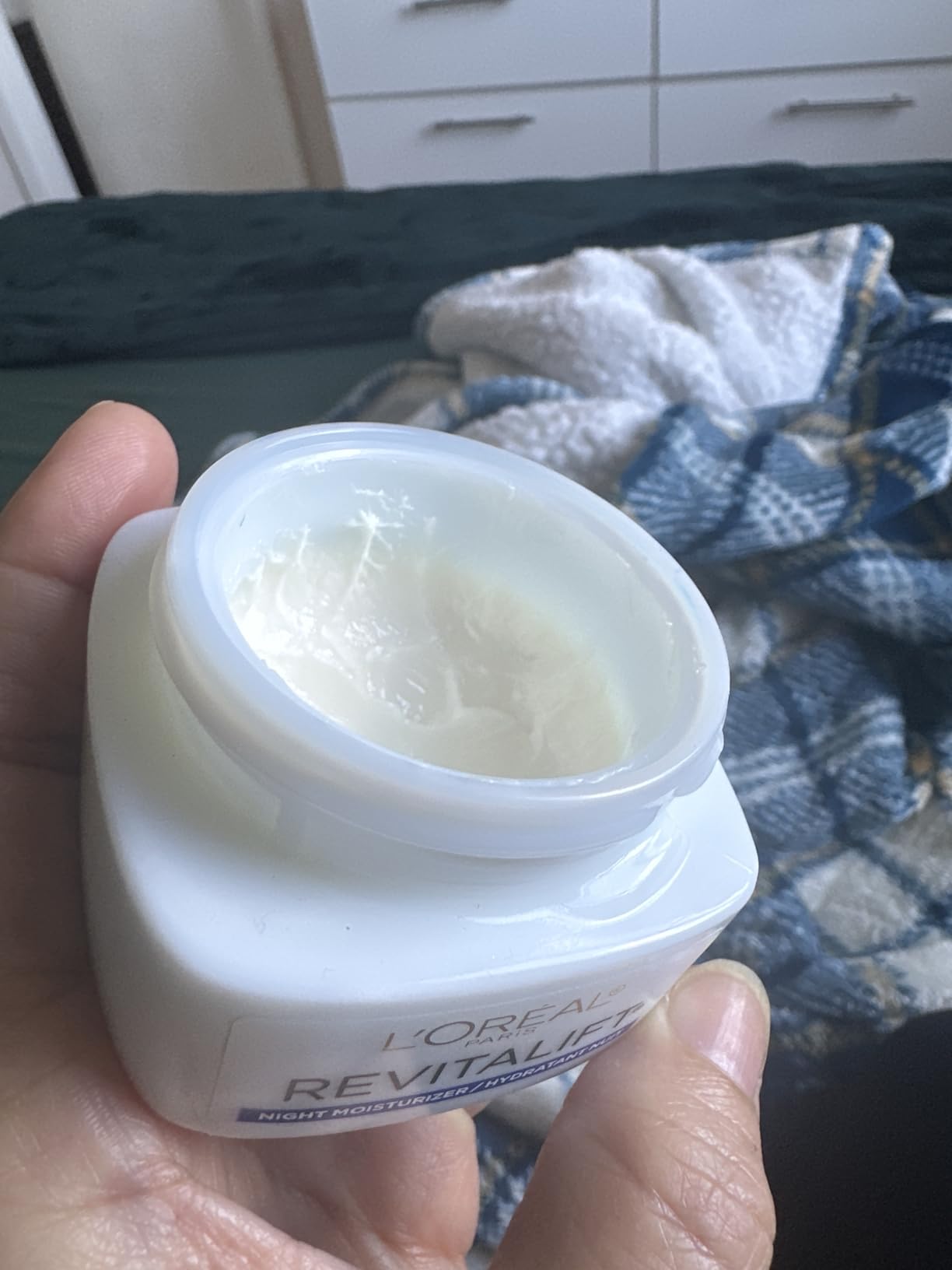 L'Oreal RevitaLift Night Cream customer photo 1