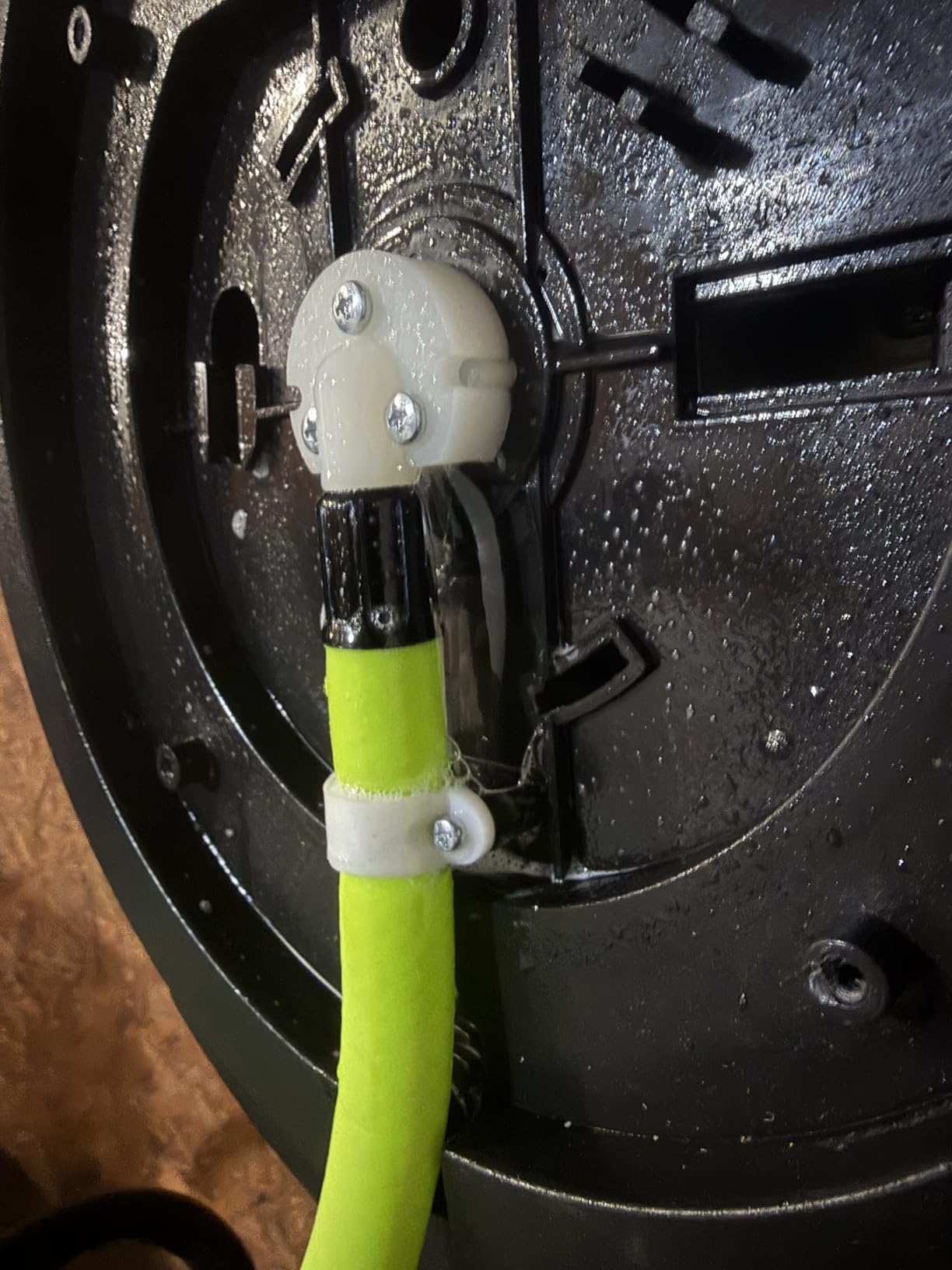 Flexzilla Retractable Enclosed Plastic Air Hose Reel, 3/8 in. x 50 ft., Heavy Duty, Lightweight, Hybrid, ZillaGreen - L8250FZ customer photo 1
