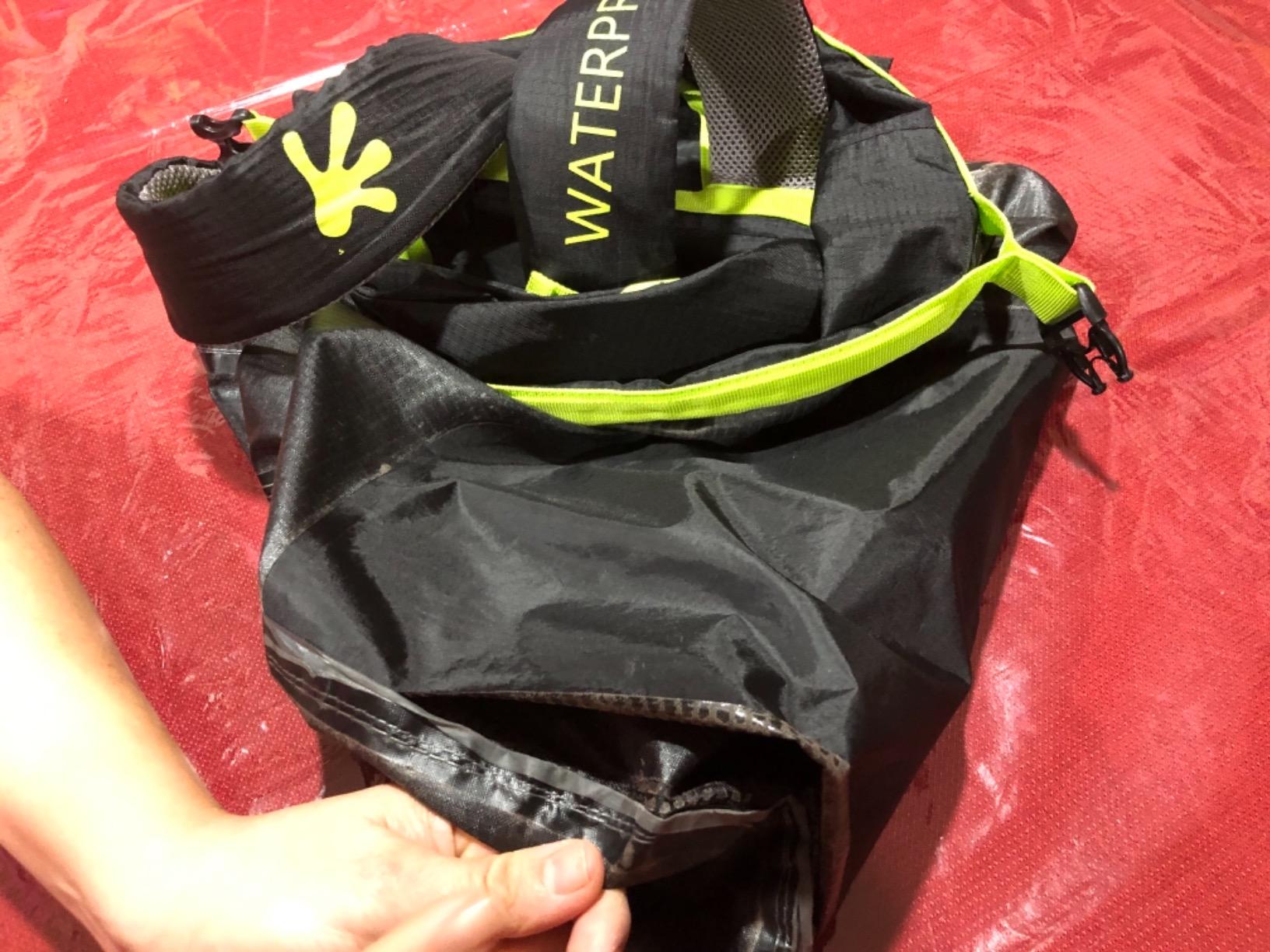 geckobrands Lightweight 30L Waterproof Backpack - Lightweight Watertight Outdoor Bag Hiking Traveling Light Water Activities customer photo 1