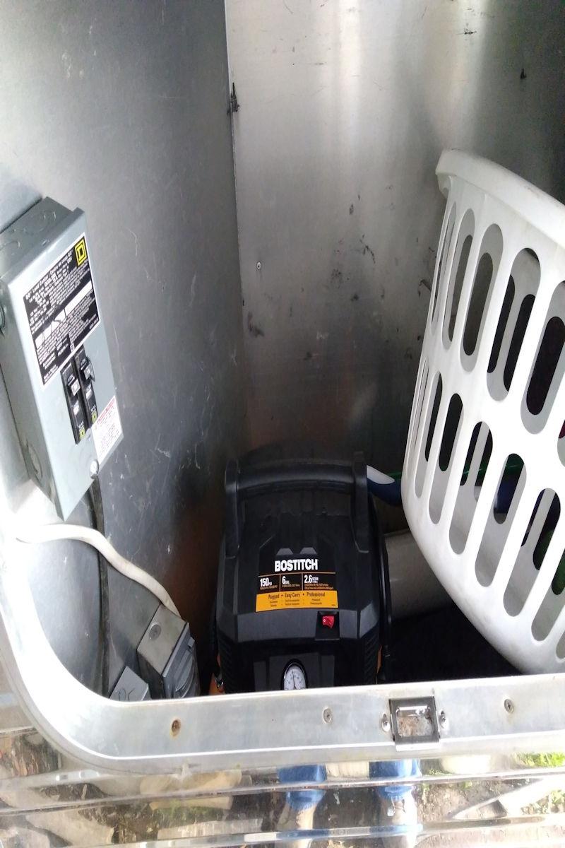 BOSTITCH Pancake Air Compressor, Oil-Free, 6 Gallon, 150 PSI (BTFP02012) customer photo 2