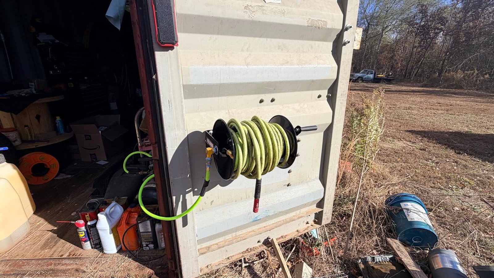 Ironton Air Hose Reel, Holds 3/8 in. x 100 ft. Hose, 300 PSI customer photo 1