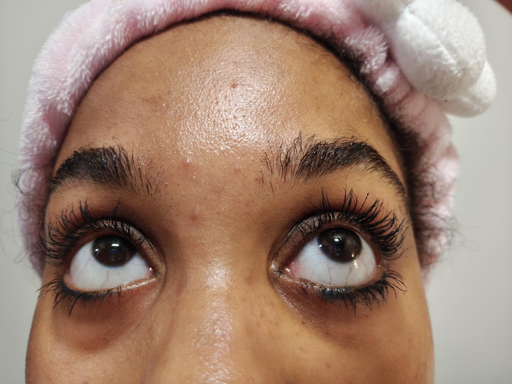 L'Oreal Paris Makeup Voluminous Lash Paradise Mascara, Voluptuous Volume, Intense Length, Feathery Soft Full Lashes, No Flaking, No Smudging, No Clumping, Blackest Black, 0.25 Fl Oz (Pack of 1) customer photo 1