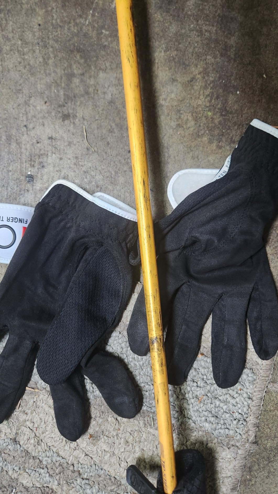 FINGER TEN Rain Grip Golf Gloves Men 1 Pair customer photo 2