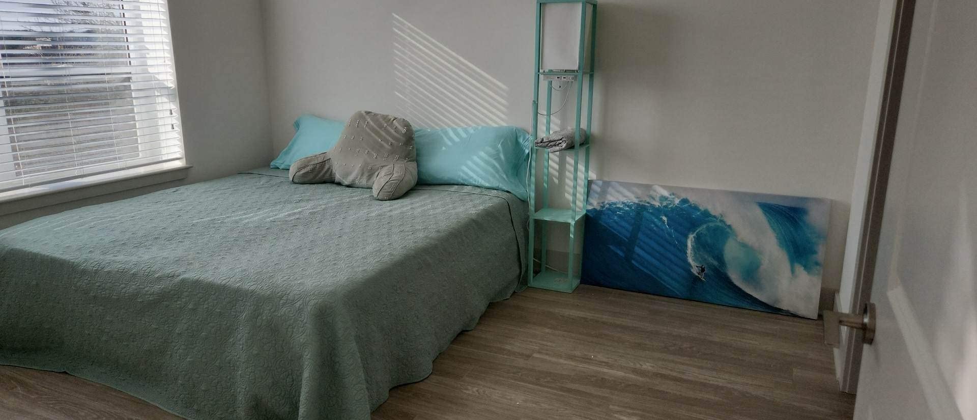 Linenspa Adjustable Bed Base — Motorized Head and Foot Incline — Twin XL customer photo 1