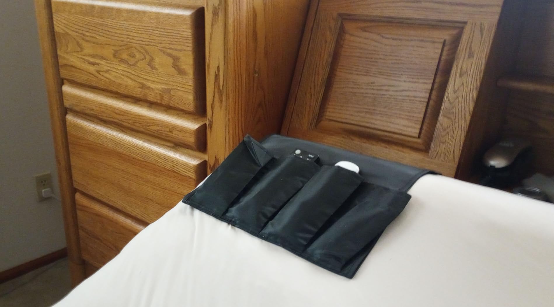 Lucid® L150 Adjustable Bed Frame – Head & Foot – Wireless Remote, Twin XL customer photo 1