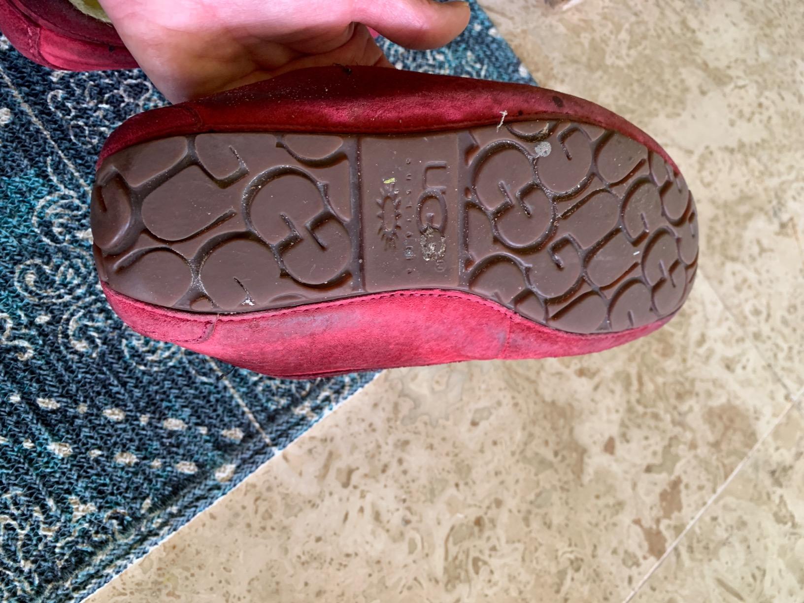 UGG Women's Ansley Slippers customer photo 1