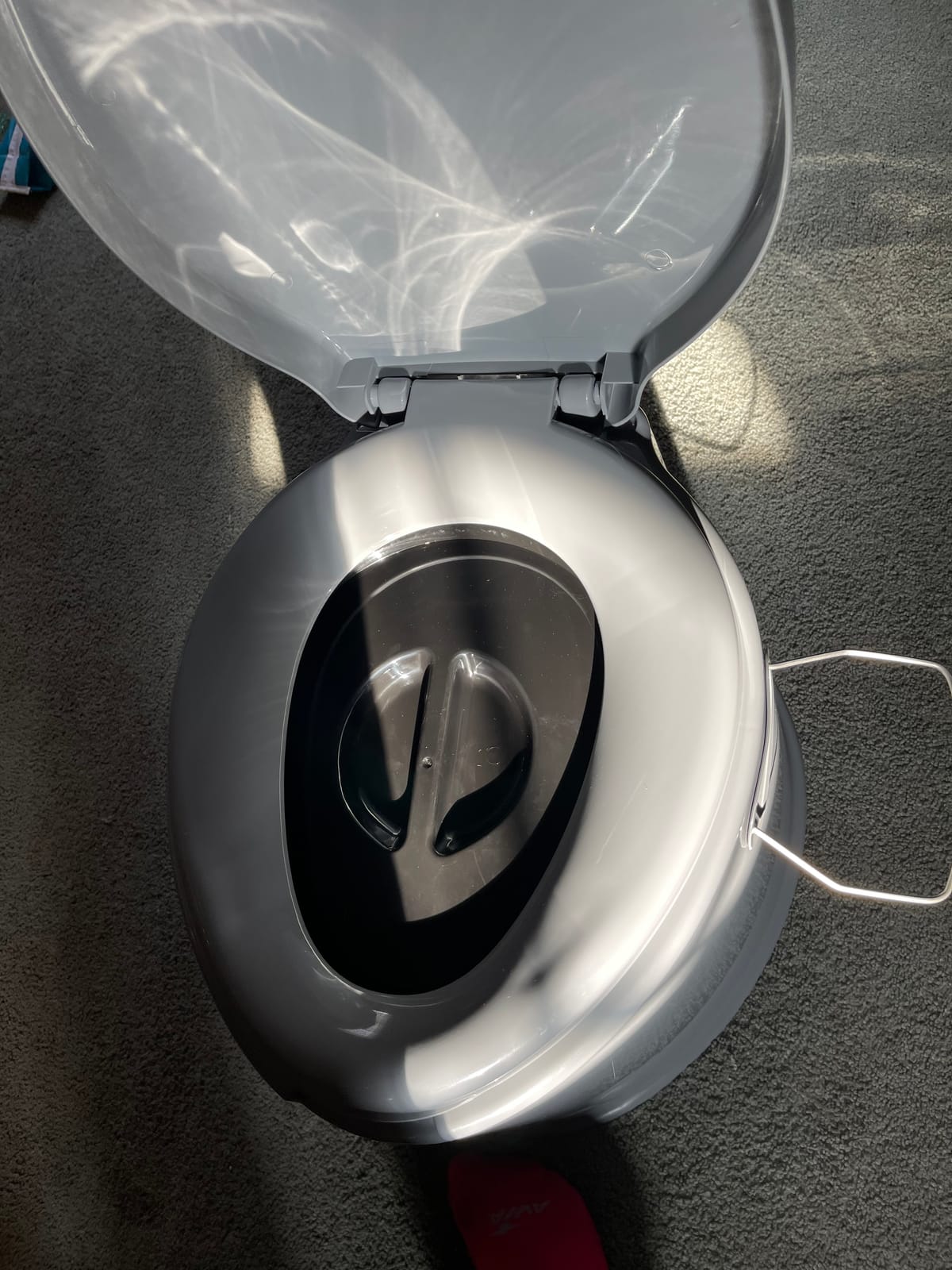 GIANTEX Portable Travel Toilet with Detachable Inner Bucket and Removable Toilet Paper Holder Lightweight Outdoor Indoor Toilet for Camping, Hiking, RV, Boating and Trip customer photo 2