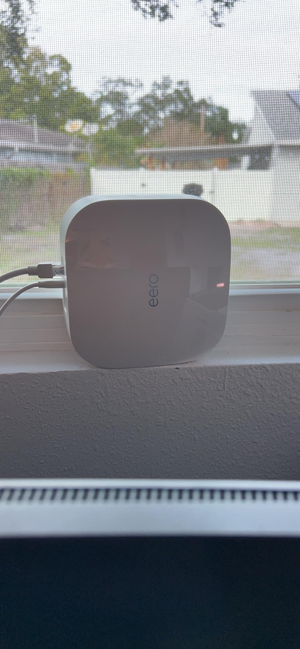 Like-New Amazon eero Pro 6 tri-band mesh Wi-Fi 6 router with built-in Zigbee smart home hub customer photo 2