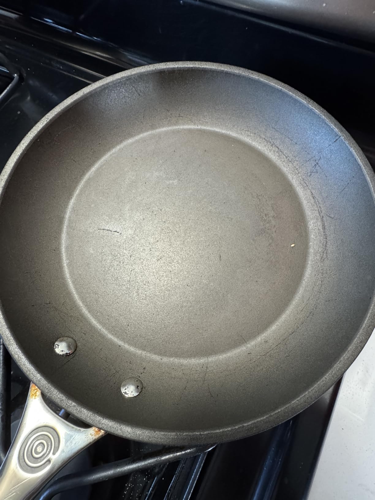 Le Creuset Nonstick PRO Fry Pan customer photo 2