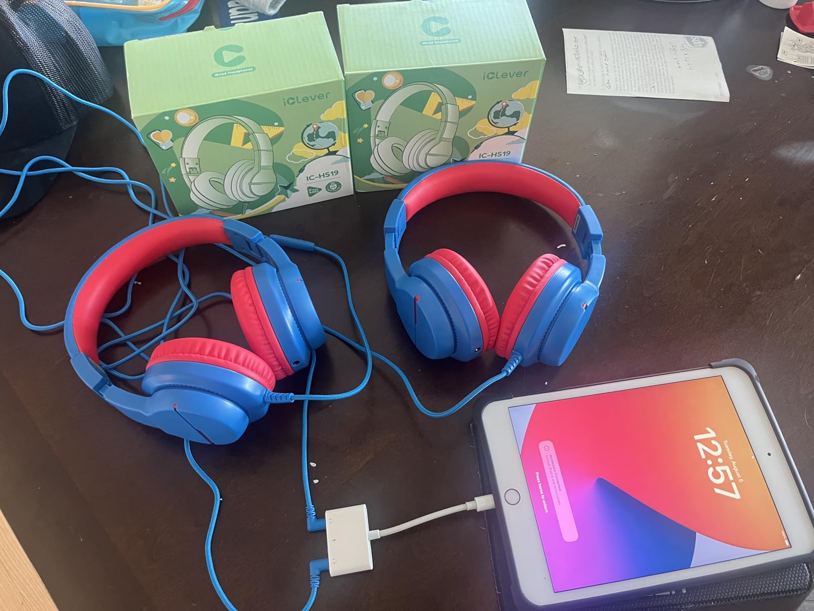 iClever HS19 Kids Headphones for School, Over-Ear for Toddler Boys Girls customer photo 2