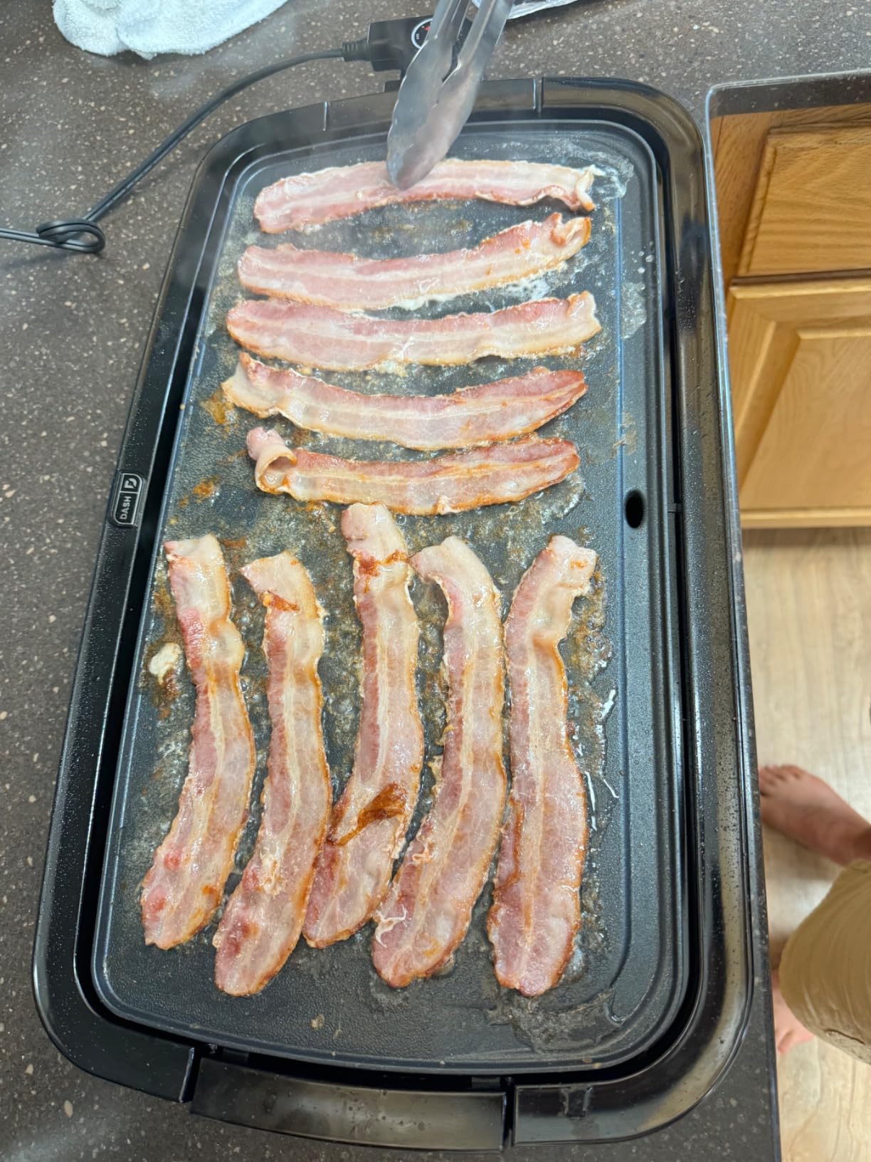 Dash Deluxe Everyday Electric Griddle, Removable Nonstick Plate, Black customer photo 1