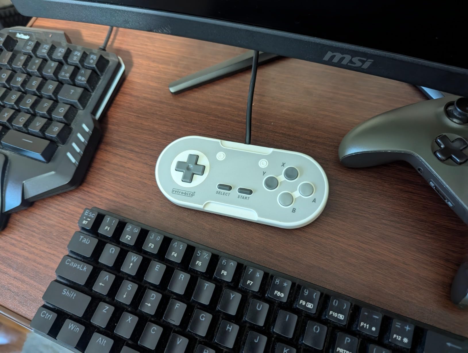 Retro-Bit Legacy 16 Wired USB Controller - (Onyx) customer photo 1