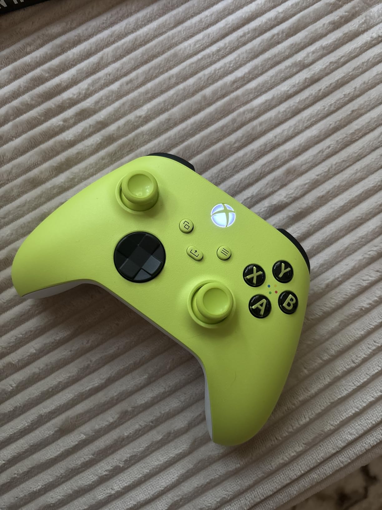 Xbox Wireless Controller customer photo 1