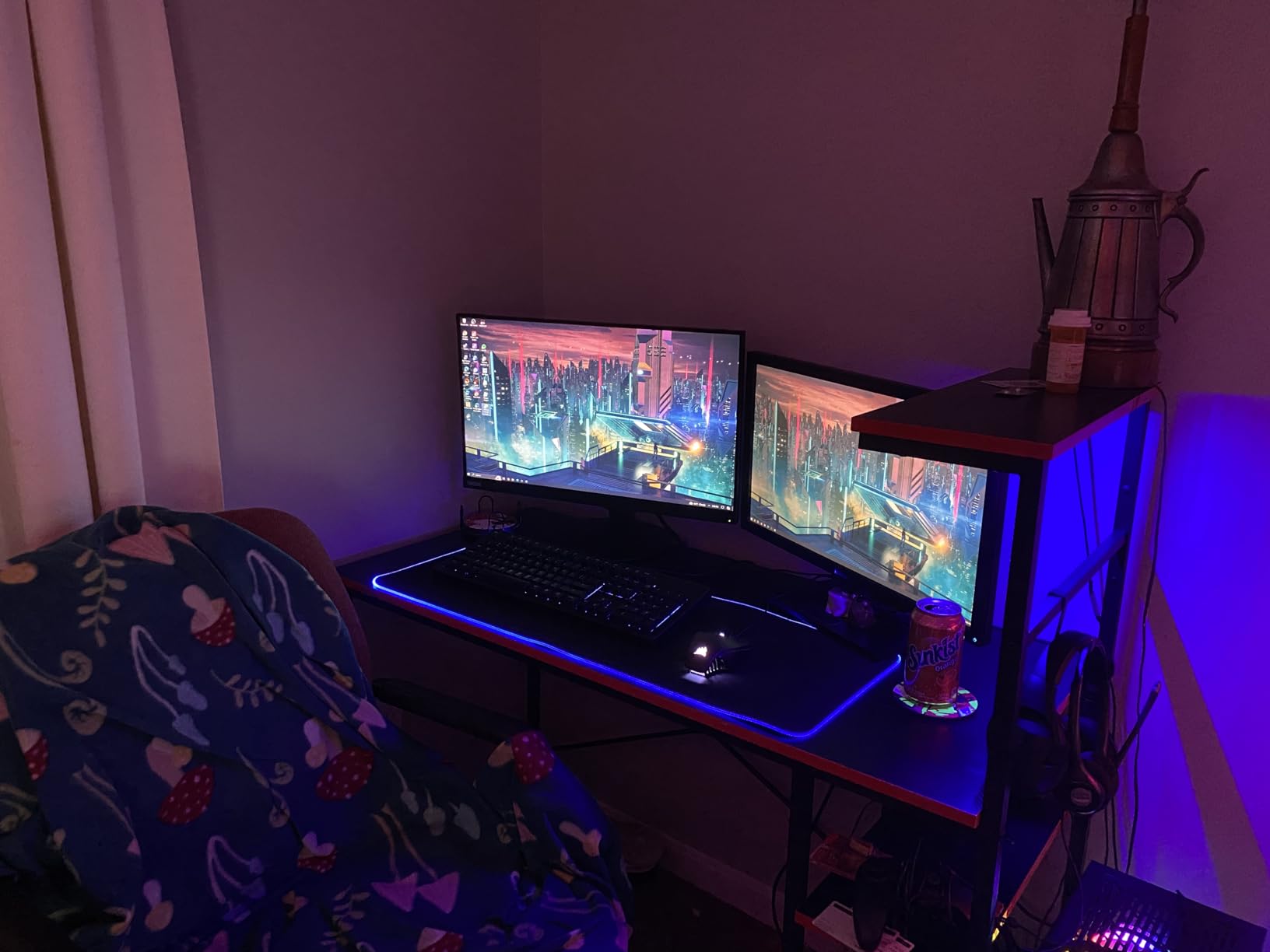 Bestier Gaming Desk with LED Lights, 44 Inch PC Gamer Desk for Small Spaces, Computer Desk with Reversible Storage Shelves & Side Storage Bag (Black Grained) customer photo 1