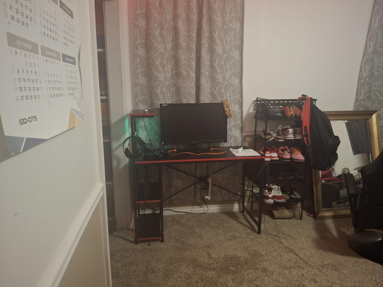 Bestier Gaming Desk with LED Lights, 44 Inch PC Gamer Desk for Small Spaces, Computer Desk with Reversible Storage Shelves & Side Storage Bag (Black Grained) customer photo 2