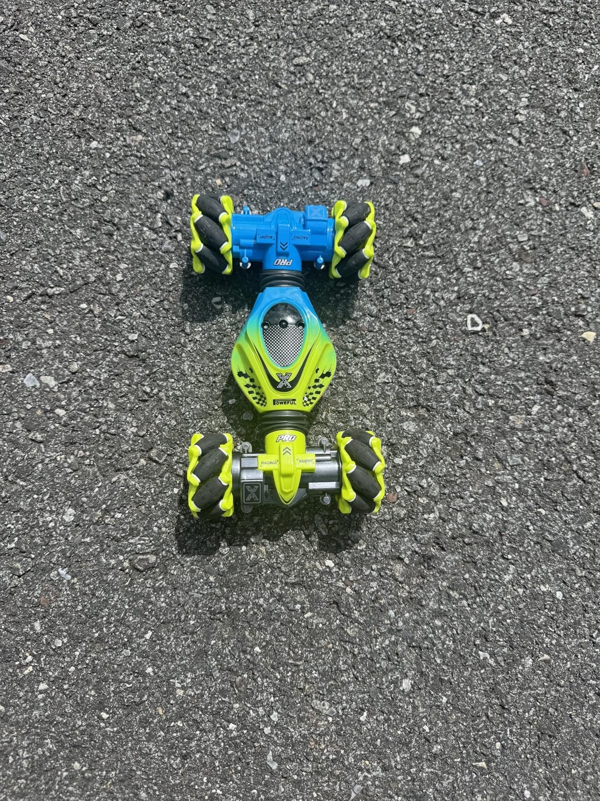 Fosgoit Gesture Sensing RC Stunt Car, Remote Control Car for Boys and Girls customer photo 1