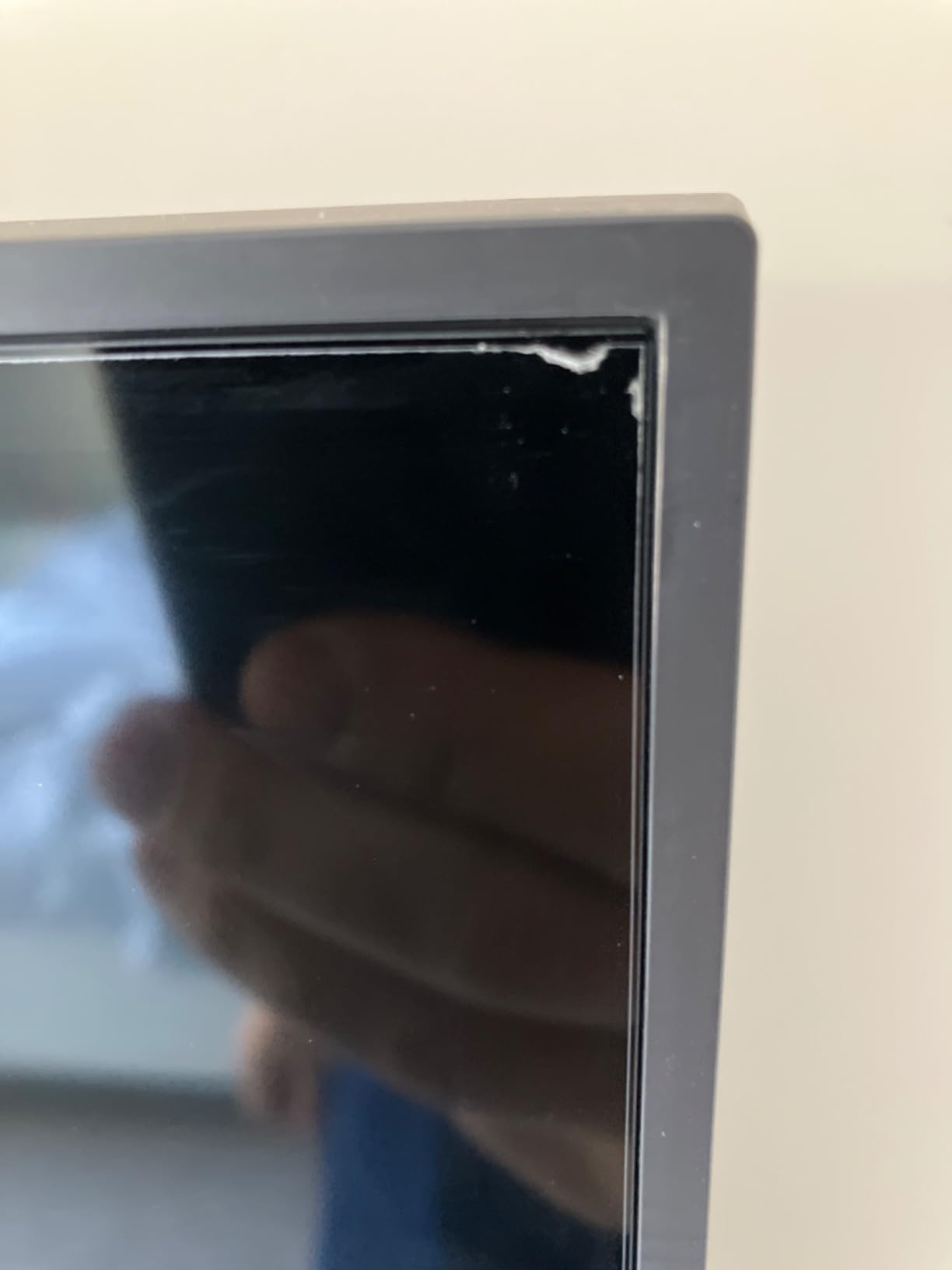 LG UQ75 43-Inch customer photo 1