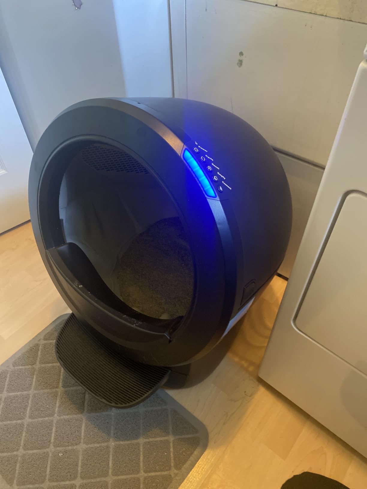 Whisker Litter-Robot 4 customer photo 1