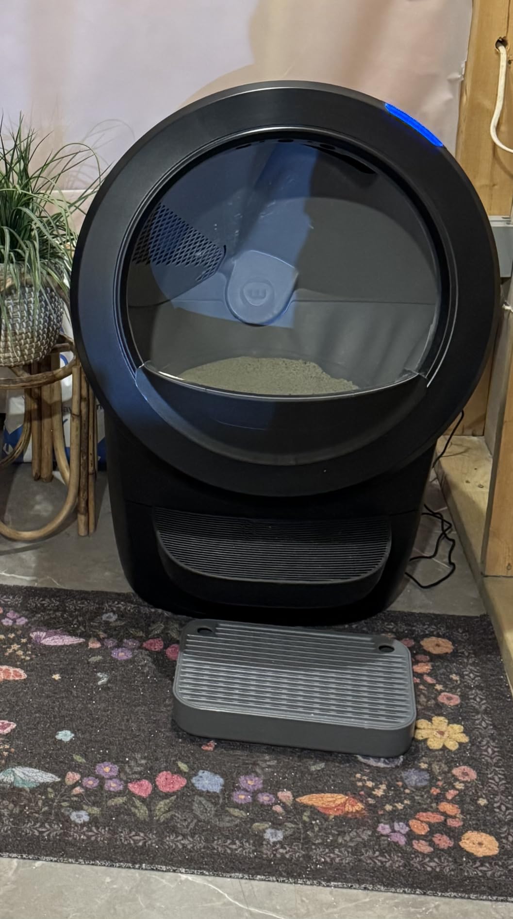 Whisker Litter-Robot 4 customer photo 2