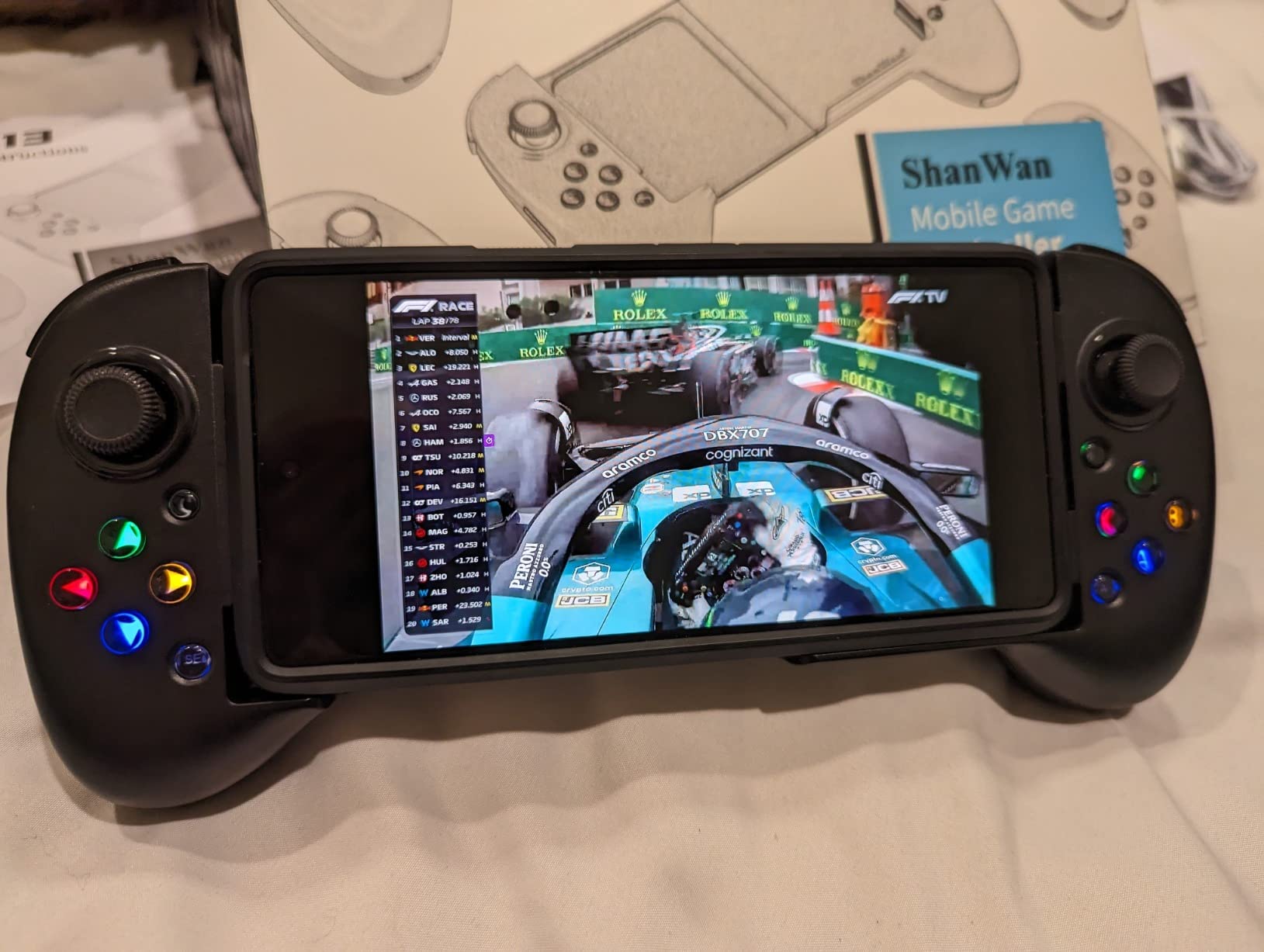 ShanWan Mobile Game Controller for iphone/Android with PHONE CASE Support, Bluetooth Wireless Gamepad - PS Remote Play, Xbox Cloud, Steam Link, GeForce NOW, MFi Arcade Games-Long Battery Life customer photo 1