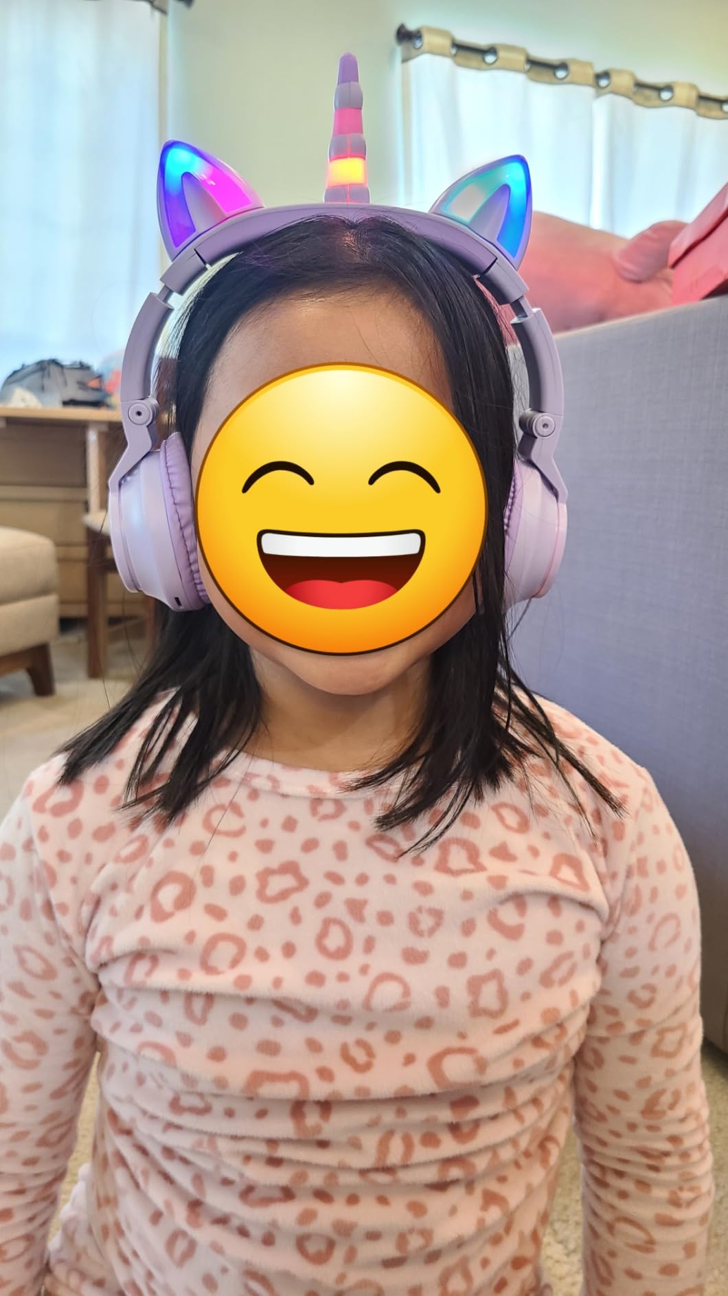 Kids Cat Ear Bluetooth Headphones, LED Light, Mic, Foldable customer photo 1