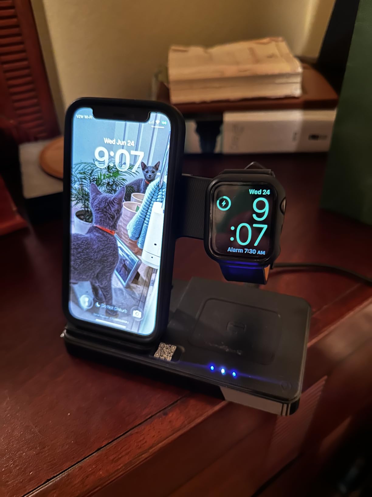 GETPALS Wireless Charger iPhone Charging Station for Apple Multiple Devices customer photo 2