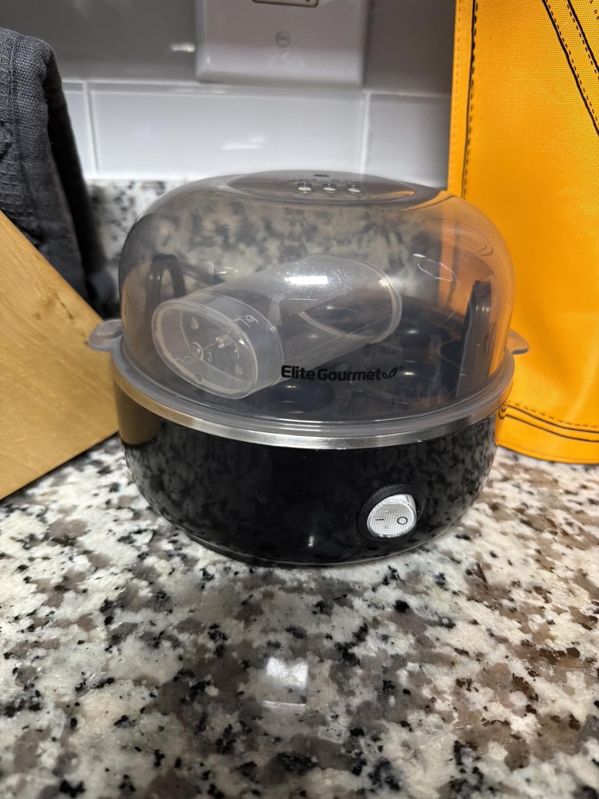 Elite Gourmet 7-Egg Electric Egg Cooker, BPA-Free, Auto Shut-Off customer photo 1