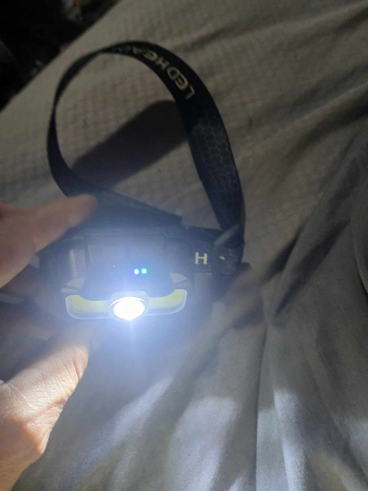 HOKOILN 1300LM LED Headlamp Rechargeable with Green & Red Light customer photo 1