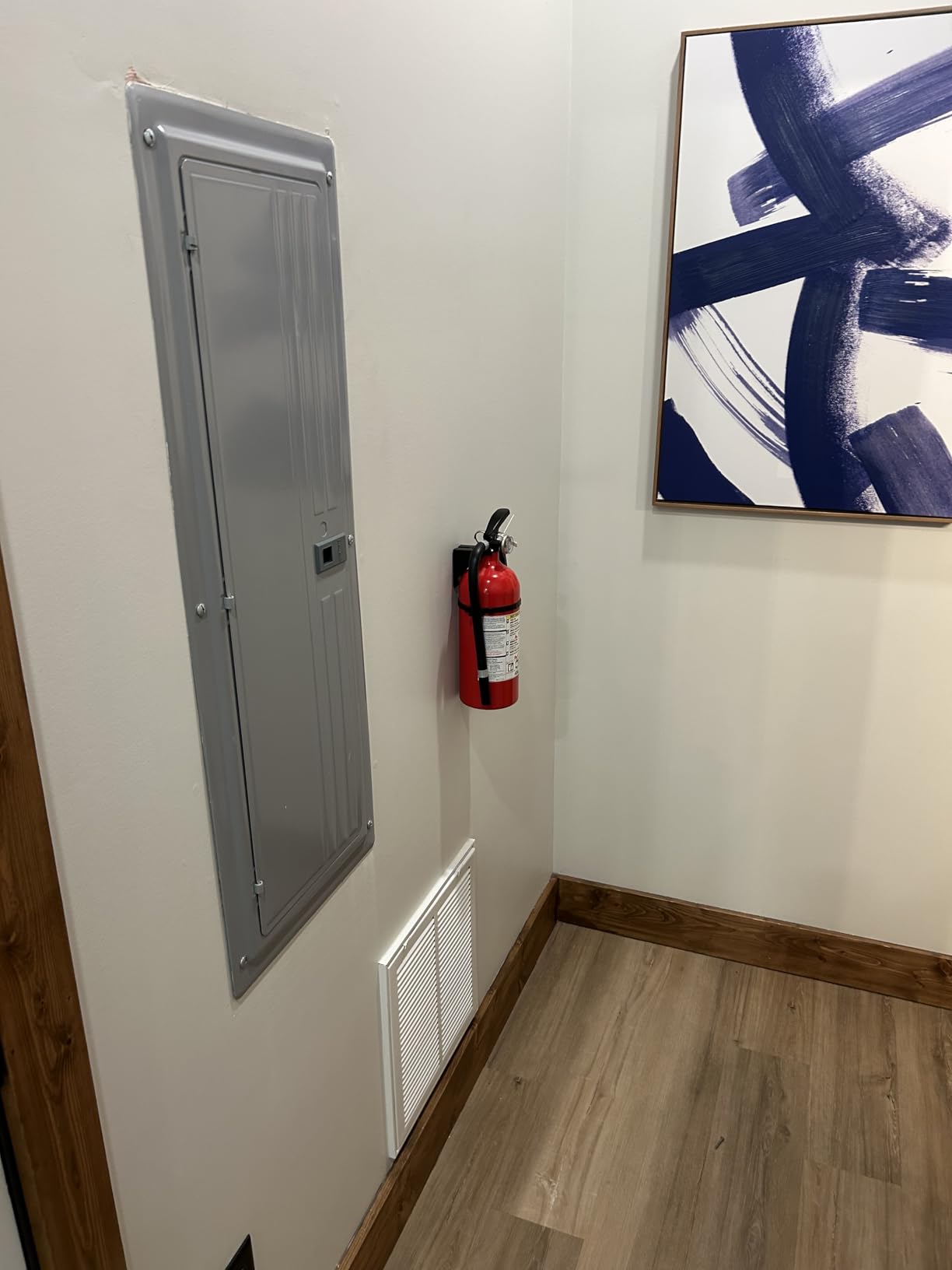 Kidde Living Area Fire Extinguisher for Home, 2-A:10-B:C, KD143-210ABC customer photo 2