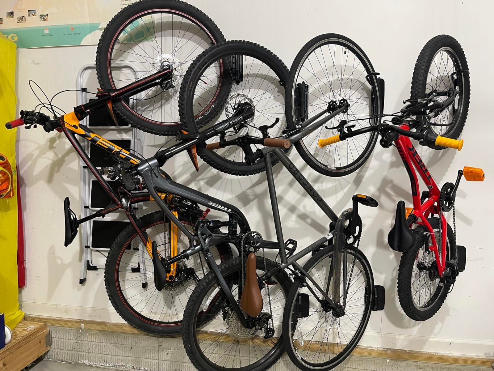 monTEK Swivel Bike Wall Mount, Bike Hangers for Garage, 4 Pack customer photo 2