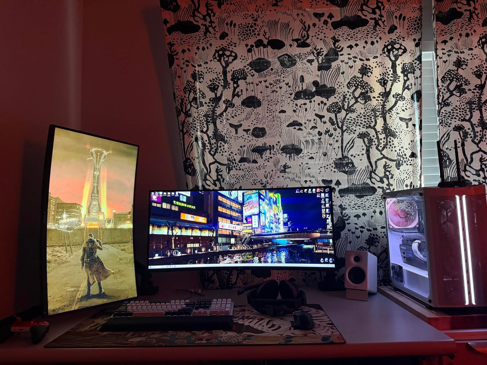 ARES WING Ultrawide Monitor Desk Arm for 17 to 49 Inch Screen, Holds 44 Lbs customer photo 1