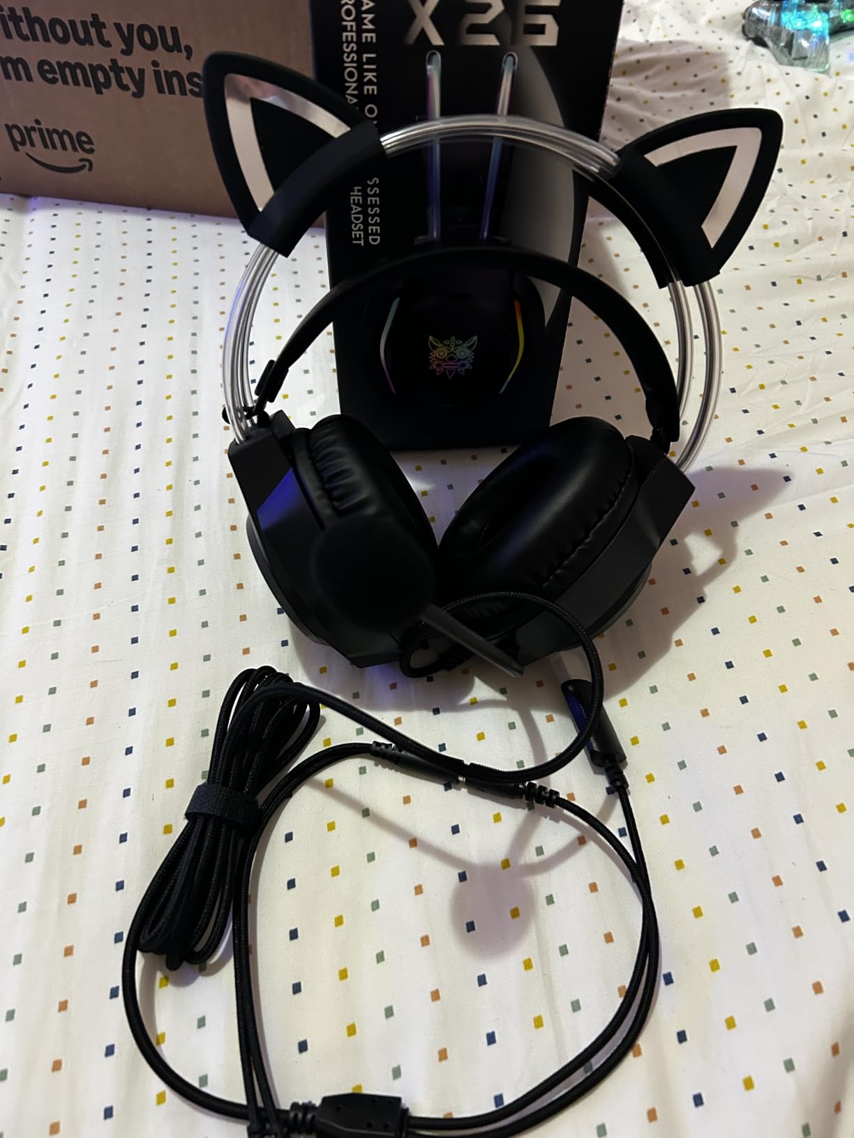 Gaming Headset with Microphone, Cat Ear Headphones for PC Laptop PS4 PS5 Xbox Switch, Rainbow RGB Lighting & Virtual Surround Sound, 3.5mm Wired Over Ear Headphones, Ergonomic customer photo 2