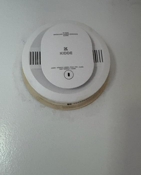 Kidde Smoke and Carbon Monoxide Detector, Hardwired with 10-Year Battery Backup, Voice Alerts, LED, 85 dB, 30CUA10-V, 1 Pack customer photo 2